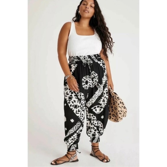 Anthropologie Aniya Black Joggers balloon Pants Size S bohemian elastic waist - Picture 1 of 6